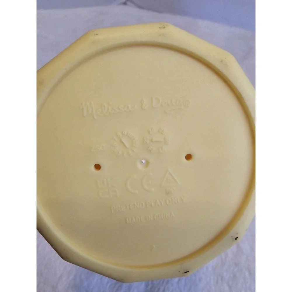 Melissa & Doug Play to Go Pretend Snack Cup‎ w Lid Kids Play Food Container